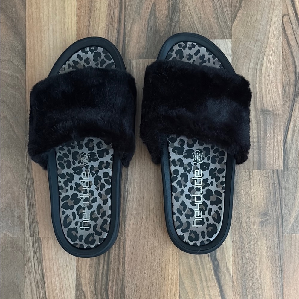 Hey Dude Women’s Furry Slip Ons
